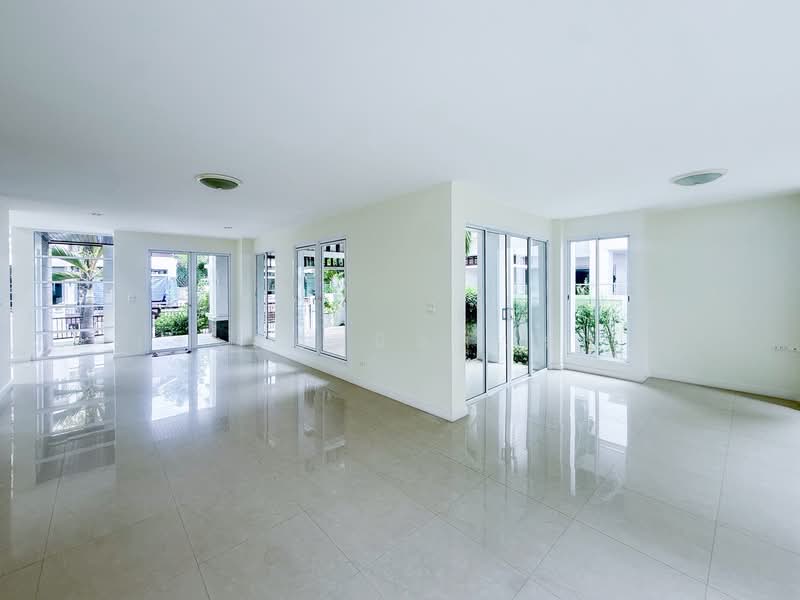 Blue Lagoon Bangna-Trad KM. 8, Bangkok, Kanchanaphisek Road, Dok Mai, Prawet, Bangkok, 3 Bedrooms, 270 sqm, Single Detached House For Sale, by วรเมธ นิลสุวรรณ, 500490203 - DDproperty.com