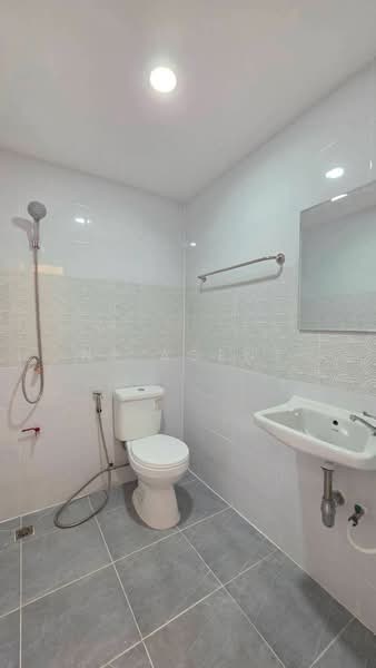 Baan Pruksa 30/1 Ban Kluai-Sai Noi, Nonthaburi, Lieb Khlong Bang Sai Road, Phimonrat, Bang Bua Thong, Nonthaburi, 3 Bedrooms, 100 sqm, Townhouse For Sale, by NR AGENT, 500490205 - DDproperty.com