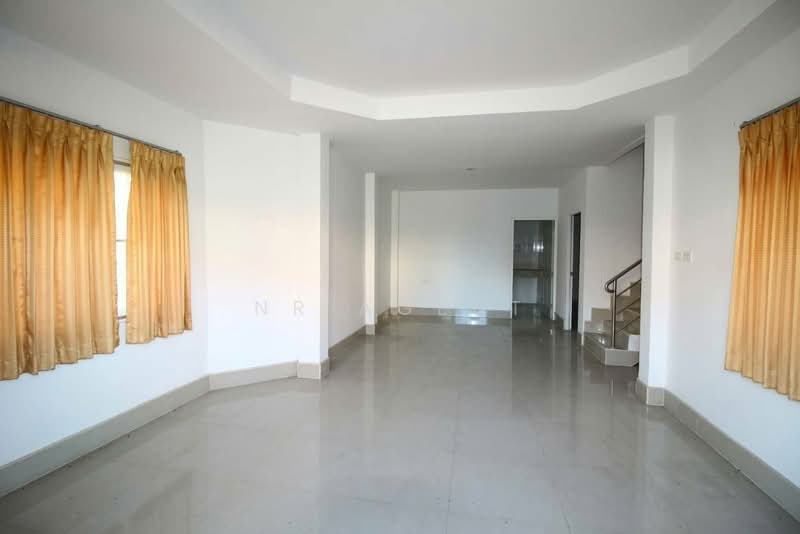 FuangFah Villa 15, Samut Prakan, Phreak Sa Mai, Muang Samut Prakarn, Samut Prakan, 4 Bedrooms, 120 sqm, Semi-Detached House (Twin House) For Sale, by NR AGENT, 500490211 - DDproperty.com