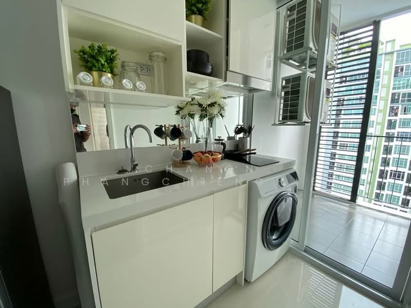 The Sky Sukhumvit, Bangkok, 103-4 Sukhumvit Road, Bang Na Nuea, Bang Na, Bangkok, 1 Bedroom, 35 sqm, Condo For Rent, by Chanon Phangchienghien, 500490215 - DDproperty.com
