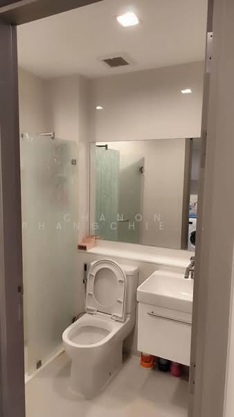 Life Asoke Hype, Bangkok, 339 Chaturathit Rd, Makkasan, Ratchathewi, Bangkok, 1 Bedroom, 32 sqm, Condo For Rent, by Chanon Phangchienghien, 500490219 - DDproperty.com