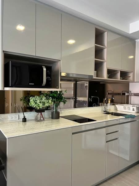 Quintara Treehaus Sukhumvit 42, Bangkok, Soi Bar Bose 2, Sukhumvit 42, Phra Kanong, Khlong Toei, Bangkok, 1 Bedroom, 40 sqm, Condo For Rent, by Chanon Phangchienghien, 500490228 - DDproperty.com