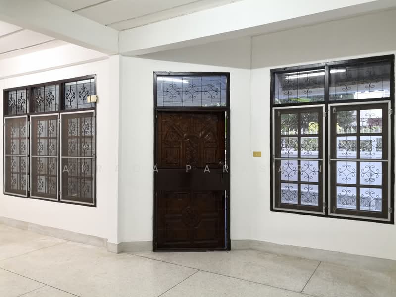 อยู่เจริญ อินทามระ 41, กรุงเทพ, ดินแดง, กรุงเทพ, 328 ตร.ม., ทาวน์เฮ้าส์ ให้เช่า, โดย Airada Parasarn, 500490260 - DDproperty.com