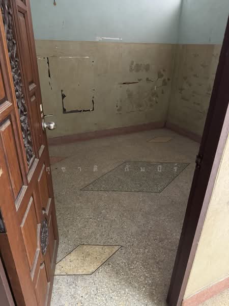 Shophouse for sale, located on Bang Waek Road, intersection 69, connecting to Phetkasem 48, Bangkok, Bang Waek, Phasi Charoen, Bangkok, , 200 sqm, Shophouse For Sale, by Suchart Gambhir, 500490265 - DDproperty.com