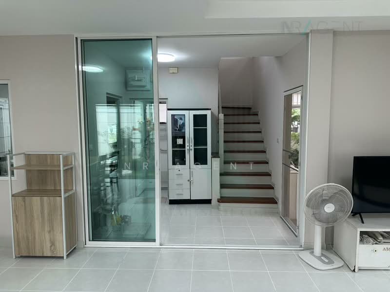 Nantawan Sathorn-Ratchaphruk, Bangkok, Soi Mooban Nanthawan, Bang Waek, Phasi Charoen, Bangkok, 3 Bedrooms, 161 sqm, Single Detached House For Sale, by NR AGENT, 500490285 - DDproperty.com