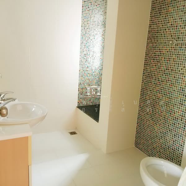Bangkok Boulevard Ratchapruek – Rama 5 (2), Nonthaburi, Ratchaphruek Road, Bang Krang, Muang Nonthaburi, Nonthaburi, 4 Bedrooms, 332 sqm, Single Detached House For Sale, by Forbest Properties Co., Ltd., 500490288 - DDproperty.com