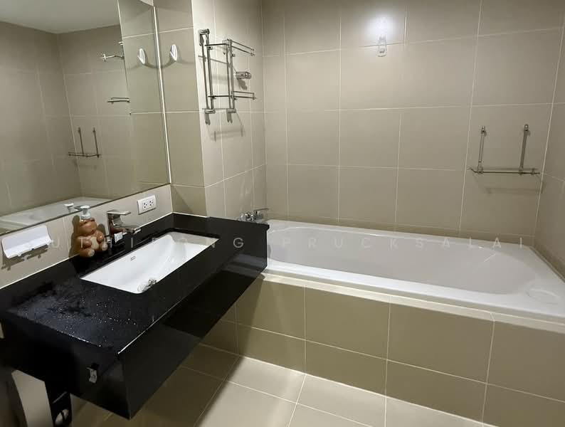 Belle Grand Rama 9, Bangkok, 131 Rama 9 Road, Huai Khwang, Bangkok, 3 Bedrooms, 98 sqm, Condo For Rent, by Suthipong Prucksalai, 500490307 - DDproperty.com