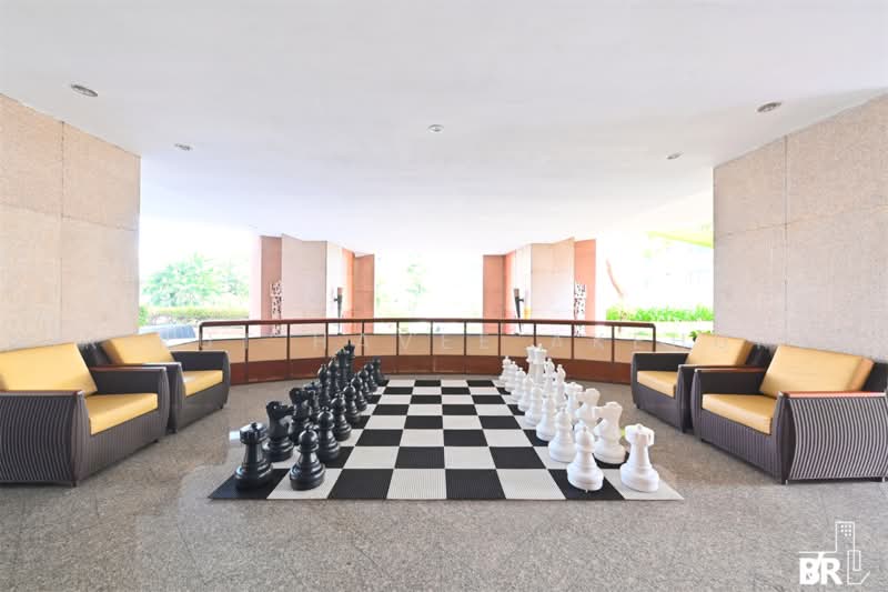 President Park Sukhumvit 24, Bangkok, 99 Sukhumvit 24 Alley, Khlongtoei Nua, Watthana, Bangkok, 3 Bedrooms, 223 sqm, Condo For Sale, by Sirirut Havee Akehurst, 500490324 - DDproperty.com