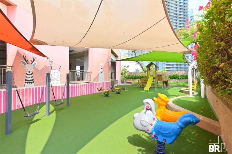 President Park Sukhumvit 24, Bangkok, 99 Sukhumvit 24 Alley, Khlongtoei Nua, Watthana, Bangkok, 3 Bedrooms, 223 sqm, Condo For Sale, by Sirirut Havee Akehurst, 500490324 - DDproperty.com
