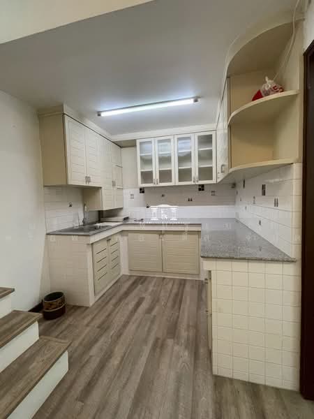 45870 – ทาวน์โฮม 4 ชั้น ไซส์ใหญ่ 32 ตร.ว. ใจกลางสุขุมวิท 71 — พื้นที่กว้างเหมือนบ้านเดี่ยว ในราคาที่, Bangkok, สุขุมวิท 71, Khong Tan, Khlong Toei, Bangkok, 4 Bedrooms, 320 sqm, Townhouse For Sale, by Forbest Properties Co., Ltd., 500490325 - DDproperty.com