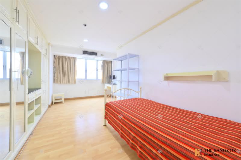 The Waterford Diamond Tower Sukhumvit, Bangkok, 758/18 Soi Sukhumvit 30/1, Sukhumvit Road, Khlong Toei, Bangkok, 3 Bedrooms, 145 sqm, Condo For Sale, by Sirirut Havee Akehurst, 500490328 - DDproperty.com