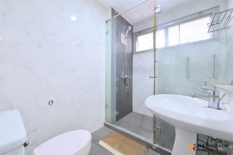 The Waterford Diamond Tower สุขุมวิท (เดอะวอเตอร์ฟอร์ด ไดมอน ทาวเวอร์ สุขุมวิท), กรุงเทพ, 758/18 ซอยสุขุมวิท 30/1 ถนนสุขุมวิท, คลองเตย, กรุงเทพ, 145 ตร.ม., คอนโด ขาย, โดย Sirirut Havee Akehurst, 500490328 - DDproperty.com