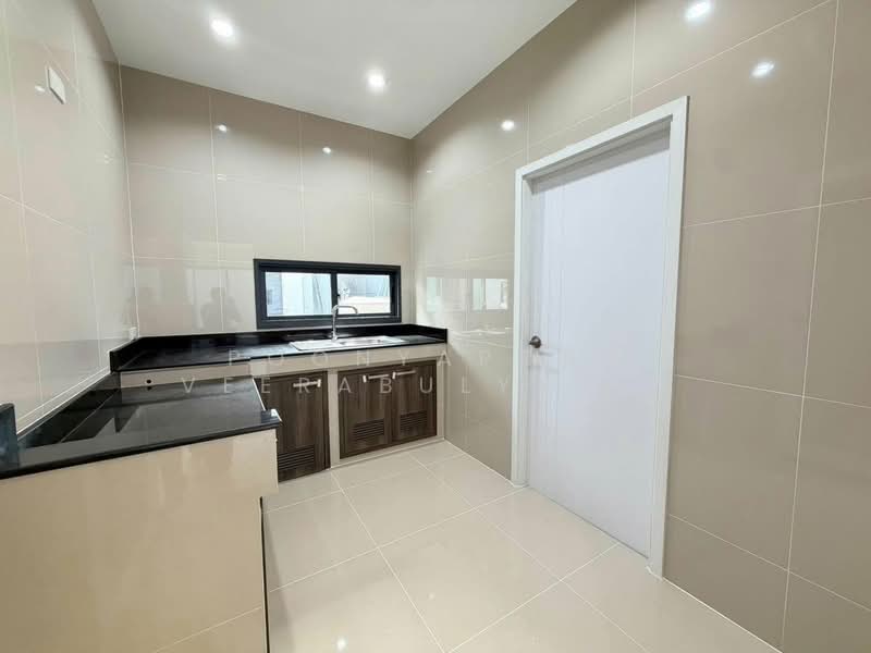 Saransiri Tiwanon Chaengwattana, Pathum Thani, Ban Mai, Muang Pathum Thani, Pathum Thani, 3 Bedrooms, 180 sqm, Single Detached House For Sale, by Poonyaporn Veerabulyarit, 500490335 - DDproperty.com