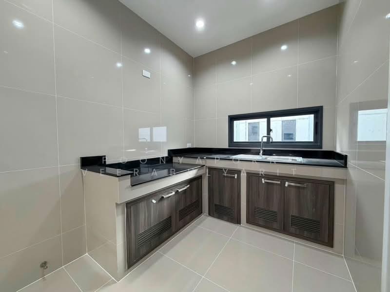 Saransiri Tiwanon Chaengwattana, Pathum Thani, Ban Mai, Muang Pathum Thani, Pathum Thani, 3 Bedrooms, 180 sqm, Single Detached House For Sale, by Poonyaporn Veerabulyarit, 500490335 - DDproperty.com