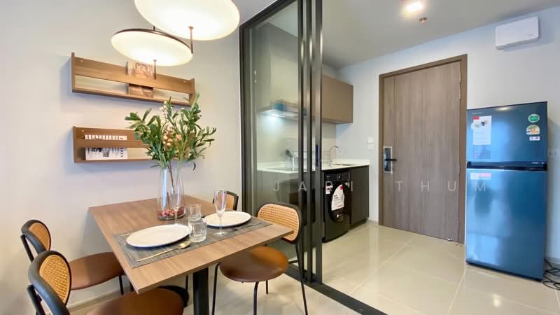Life Phahon-Ladprao, Bangkok, 996 Phahonyothin Road, Jom Phon, Chatuchak, Bangkok, 1 Bedroom, 35 sqm, Condo For Rent, by Siriphat Jaritthum, 500490357 - DDproperty.com