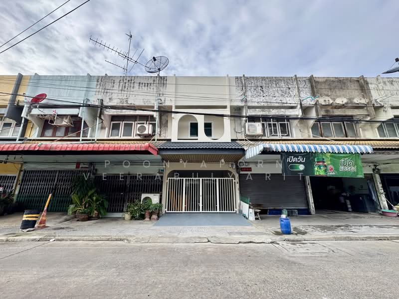 หมู่บ้านอมรพันธุ์ ลาดพร้าววังหิน 74, Bangkok, ลาดพร้าววังหิน, Lat Phrao, Bangkok, 3 Bedrooms, 144 sqm, Townhouse For Sale, by Poonyaporn Veerabulyarit, 500490359 - DDproperty.com