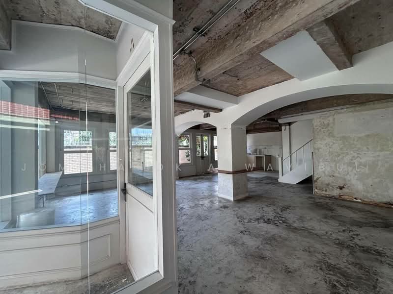 Brown Brick Thonglor, Bangkok, Soi Ekamai 21, Khlong Tan Nua, Watthana, Bangkok, 2 Bedrooms, 200 sqm, Apartment For Rent, by Jomchanok Aswavibul, 500490367 - DDproperty.com