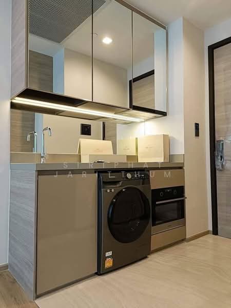 The Crest Park Residences, Bangkok, 1198 Phahonyothin Road, Jom Phon, Chatuchak, Bangkok, 1 Bedroom, 35 sqm, Condo For Rent, by Siriphat Jaritthum, 500490374 - DDproperty.com