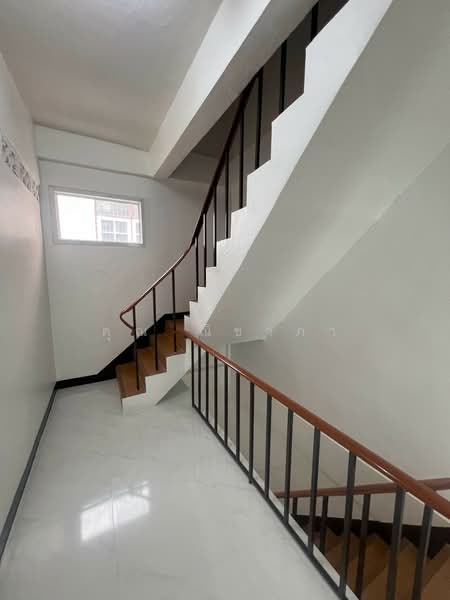 ขาย อาคารพาณิชย์ เจริญนคร 7 ตึกแถว 18 ตร.วา พื้นที่ใช้สอย 250 ตร.ม., กรุงเทพ, คลองต้นไทร, คลองสาน, กรุงเทพ, 250 ตร.ม., ตึกแถว-อาคารพาณิชย์ ขาย, โดย คุณ ณิชาภา, 500490411 - DDproperty.com