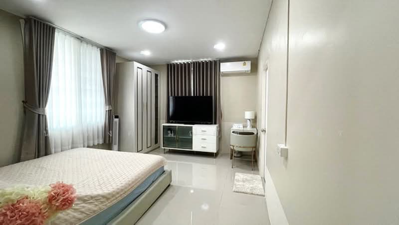 Baan Suan Neramit Watcharapol-Permsin, Bangkok, Permsin Road, Khlong Tanon, Sai Mai, Bangkok, 5 Bedrooms, 350 sqm, Single Detached House For Rent, by นัฐพงค์ มณีอัครเนตร, 500490416 - DDproperty.com