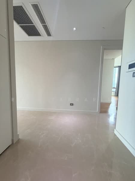 Sindhorn Residence, Bangkok, 54 Soi Ton Son, Lumphini, Pathum Wan, Bangkok, 2 Bedrooms, 140 sqm, Condo For Rent, by Ryan Tarrarinn, 500490426 - DDproperty.com