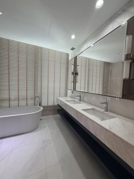 Sindhorn Residence, Bangkok, 54 Soi Ton Son, Lumphini, Pathum Wan, Bangkok, 2 Bedrooms, 140 sqm, Condo For Rent, by Ryan Tarrarinn, 500490426 - DDproperty.com