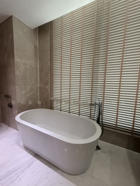 Sindhorn Residence, Bangkok, 54 Soi Ton Son, Lumphini, Pathum Wan, Bangkok, 2 Bedrooms, 140 sqm, Condo For Rent, by Ryan Tarrarinn, 500490426 - DDproperty.com