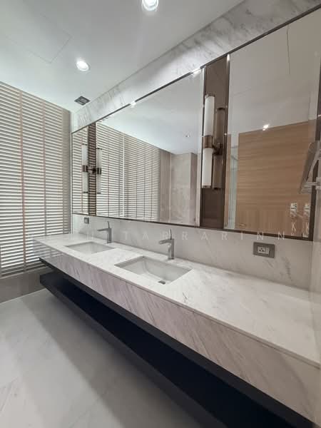 Sindhorn Residence : สินธร เรสซิเดนซ์ หลังสวน, กรุงเทพ, 54 ซอยต้นสน, ลุมพินี, ปทุมวัน, กรุงเทพ, 140 ตร.ม., คอนโด ให้เช่า, โดย Ryan Tarrarinn, 500490426 - DDproperty.com