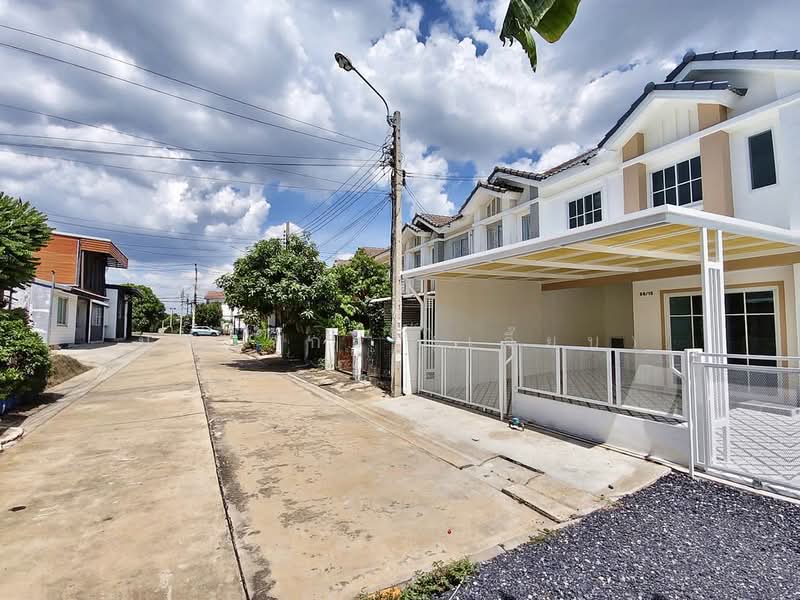 บ้านสวย หลังริม หลังติดสวน หมู่บ้านพฤกษา 76 บางใหญ่ แก้วอินทร์ ตลาดพระปิ่น 3 ใกล้เซ็นทรัล เวสเกต, Nonthaburi, Bang Mae Nang, Bang Yai, Nonthaburi, 4 Bedrooms, 130 sqm, Townhouse For Sale, by บุษบากร (เจี๊ยบ), 500490427 - DDproperty.com