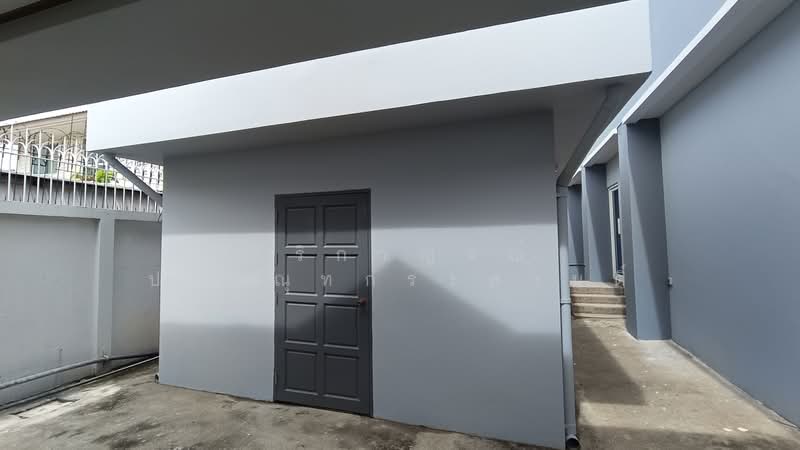 Large Detached House Near Central Rama 2, Bangkok, ท่าข้าม - พระราม 2, Tha Kham, Bang Khun Thian, Bangkok, 5 Bedrooms, 400 sqm, Single Detached House For Sale, by ศิริกาญจณ์ ประณุทกระสานติ์, 500490455 - ห้องเก็บเครื่องมือ - DDproperty.com