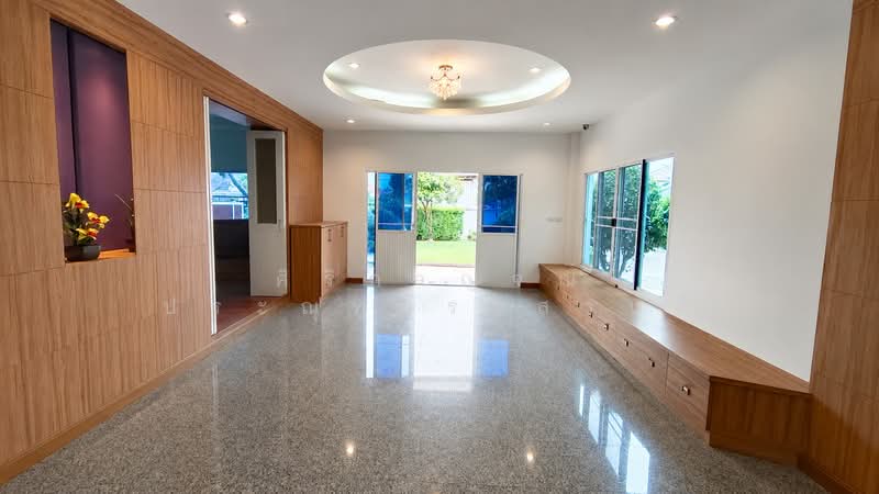 Large Detached House Near Central Rama 2, Bangkok, ท่าข้าม - พระราม 2, Tha Kham, Bang Khun Thian, Bangkok, 5 Bedrooms, 400 sqm, Single Detached House For Sale, by ศิริกาญจณ์ ประณุทกระสานติ์, 500490455 -  ชั้นล่าง - DDproperty.com