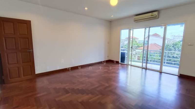 Large Detached House Near Central Rama 2, Bangkok, ท่าข้าม - พระราม 2, Tha Kham, Bang Khun Thian, Bangkok, 5 Bedrooms, 400 sqm, Single Detached House For Sale, by ศิริกาญจณ์ ประณุทกระสานติ์, 500490455 - DDproperty.com