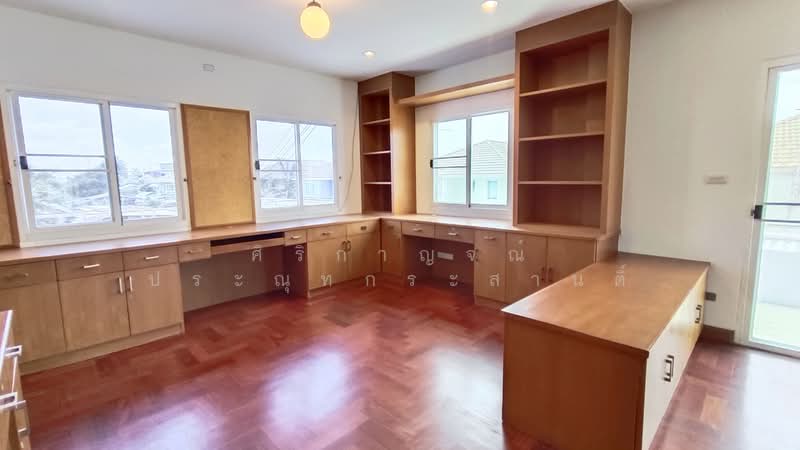 Large Detached House Near Central Rama 2, Bangkok, ท่าข้าม - พระราม 2, Tha Kham, Bang Khun Thian, Bangkok, 5 Bedrooms, 400 sqm, Single Detached House For Sale, by ศิริกาญจณ์ ประณุทกระสานติ์, 500490455 - DDproperty.com