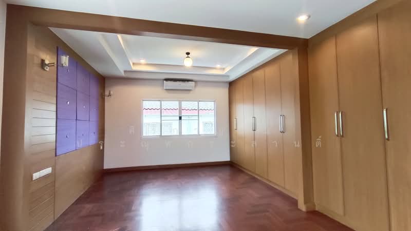 Large Detached House Near Central Rama 2, Bangkok, ท่าข้าม - พระราม 2, Tha Kham, Bang Khun Thian, Bangkok, 5 Bedrooms, 400 sqm, Single Detached House For Sale, by ศิริกาญจณ์ ประณุทกระสานติ์, 500490455 - DDproperty.com