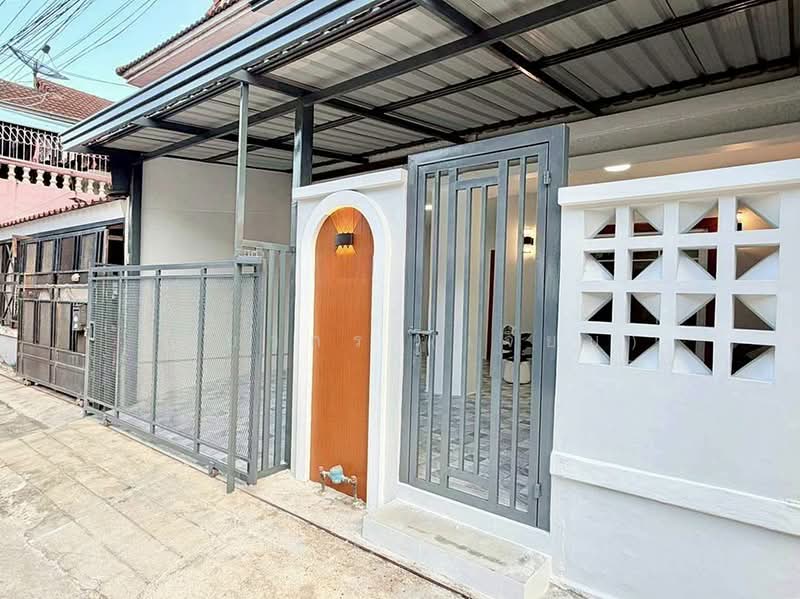Baan Pruksa 3 Soi Watlatpladuk, Nonthaburi, Bang Khu Rat, Bang Bua Thong, Nonthaburi, 3 Bedrooms, 100 sqm, Townhouse For Sale, by บุษบากร (เจี๊ยบ), 500490456 - DDproperty.com
