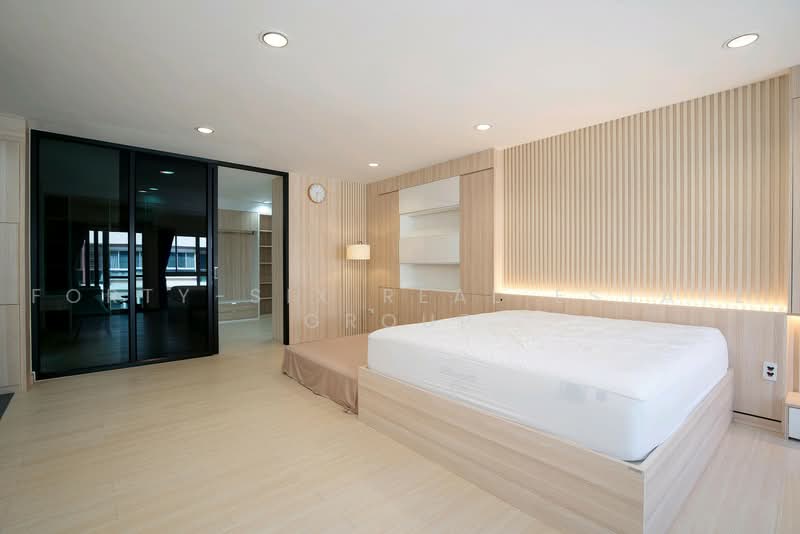 ให้เช่า/ขาย บ้าน 4 ชั้น Fully Furnished ทำเลพระราม 3 สาธุประดิษฐ์ 34, Bangkok, Bang Pong Pang, Yan Nawa, Bangkok, 3 Bedrooms, 280 sqm, Townhouse For Rent, by Forty-Six Real Estate Group, 500490466 - DDproperty.com