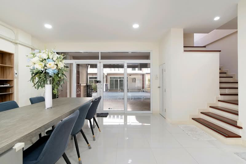 ให้เช่า/ขาย บ้าน 4 ชั้น Fully Furnished ทำเลพระราม 3 สาธุประดิษฐ์ 34, กรุงเทพ, บางโพงพาง, ยานนาวา, กรุงเทพ, 280 ตร.ม., ทาวน์เฮ้าส์ ให้เช่า, โดย Forty-Six Real Estate Group, 500490466 - DDproperty.com
