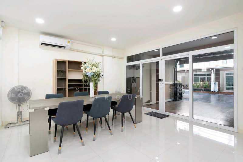ให้เช่า/ขาย บ้าน 4 ชั้น Fully Furnished ทำเลพระราม 3 สาธุประดิษฐ์ 34, กรุงเทพ, บางโพงพาง, ยานนาวา, กรุงเทพ, 280 ตร.ม., ทาวน์เฮ้าส์ ให้เช่า, โดย Forty-Six Real Estate Group, 500490466 - DDproperty.com