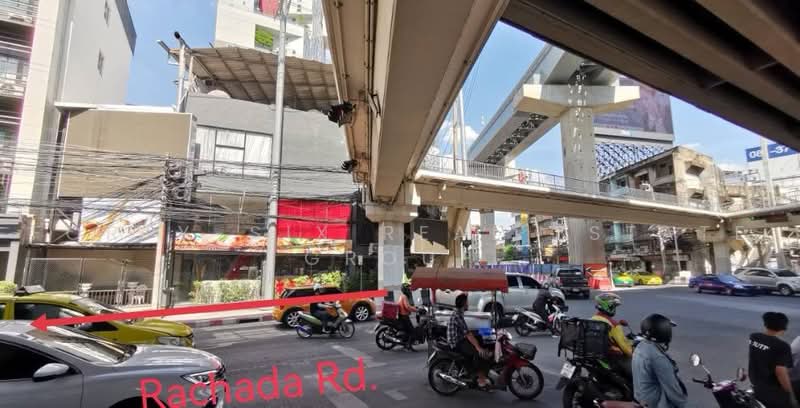 ขาย/ให้เช่า ตึกแถว,อาคาร ติดไฟแดงมุมแยกรัชดา-ลาดพร้าว 4 ชั้น ตรงข้ามสถานี MRT, Bangkok, Jom Phon, Chatuchak, Bangkok, , 800 sqm, Shophouse For Rent, by Forty-Six Real Estate Group, 500490468 - DDproperty.com