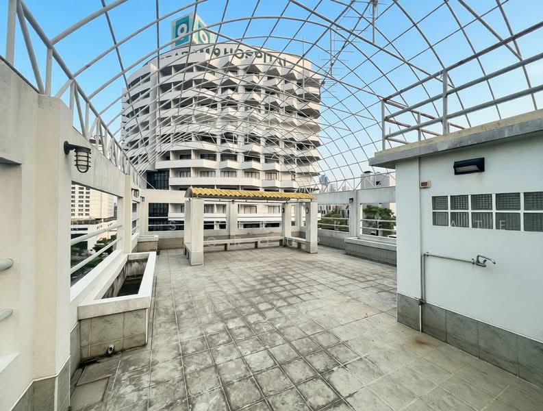 ขายอาคารพาณิชย์ 8 ชั้น (หัวมุม) หน้า รพ.พระราม 9, Bangkok, Bang Kapi, Huai Khwang, Bangkok, , 1,004 sqm, Shophouse For Sale, by Forty-Six Real Estate Group, 500490474 - DDproperty.com