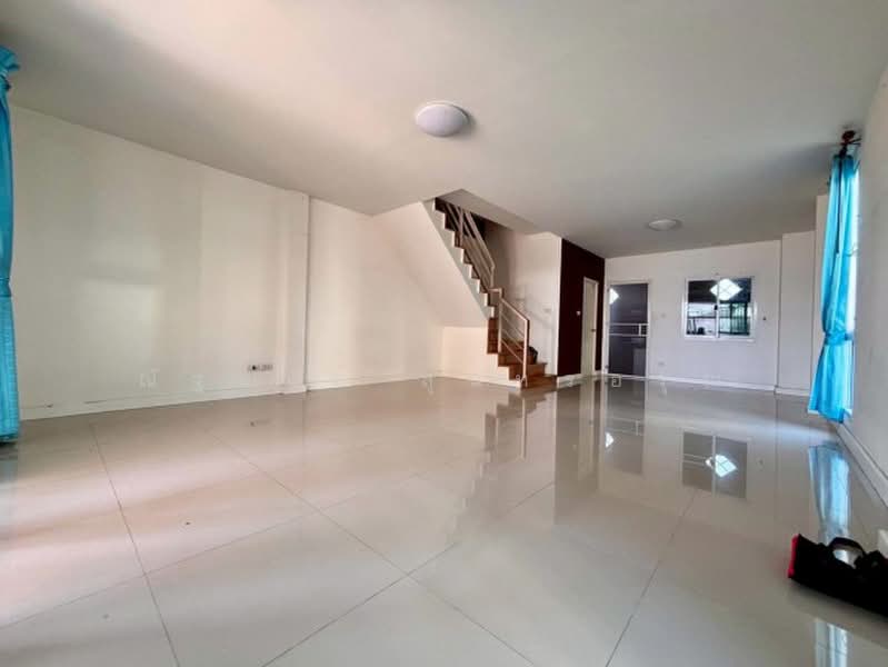 ไม่พบโครงการ, Chon Buri (Pattaya), ศรีราชา-หนองค้อ, Nong - Kham, Si Racha, Chon Buri (Pattaya), 2 Bedrooms, 160 sqm, Townhouse For Rent, by ณัฐพงศ์ สุนทรอรุณ, 500490479 - DDproperty.com