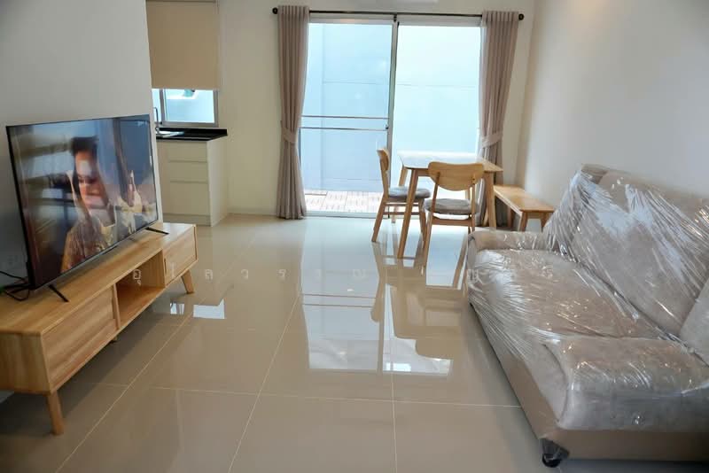 Venue 24 Ratchapruek, Nonthaburi, Wat Yai Sawang Arom Road, Om Kret, Pak Kret, Nonthaburi, 2 Bedrooms, 106 sqm, Townhouse For Rent, by Ulaiwan Boonsiri, 500490490 - DDproperty.com