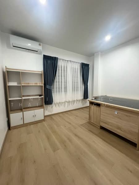 Trio Town sriracha, Chon Buri (Pattaya), Surasak, Si Racha, Chon Buri (Pattaya), 3 Bedrooms, 140 sqm, Semi-Detached House (Twin House) For Rent, by Infinity EEC (Thailand) Co., Ltd., 500490492 - DDproperty.com