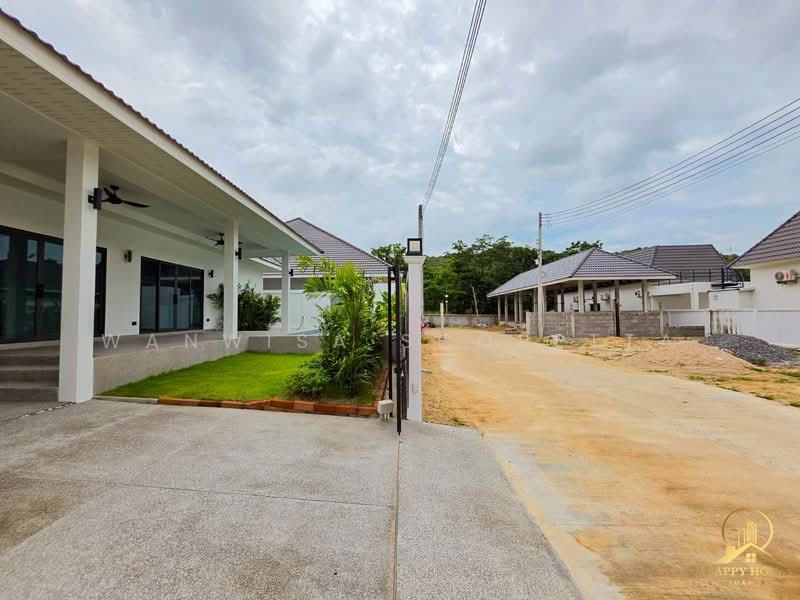 Hin Lek Fai, Prachuap Khiri Khan, ประจวบคีรีขันธ์, หินเหล็กไฟ, หัวหิน, ประจวบคีรีขันธ์, 250 ตร.ม., วิลล่า ขาย, โดย Wanwisa Scopetta, 500490500 - DDproperty.com