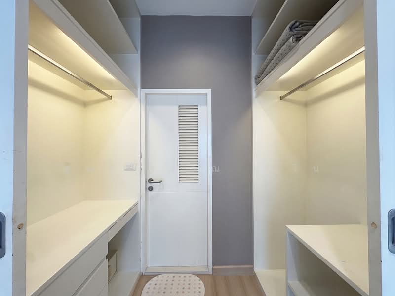 The Fourwings Residence, Bangkok, 335 Srinakarin, Hua Mak, Bang Kapi, Bangkok, 2 Bedrooms, 96 sqm, Condo For Rent, by คุณรวีวรรณ อู่เงิน, 500490513 - DDproperty.com