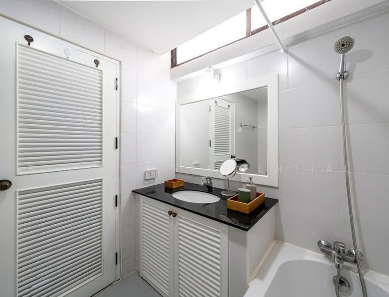 Supalai Place Sukhumvit 39, Bangkok, 175-179 Soi Sukhumvit 39 Sukhumvit Road, Khlong Tan Nua, Watthana, Bangkok, 2 Bedrooms, 138 sqm, Condo For Rent, by Bangkok Residential, 500490538 - DDproperty.com