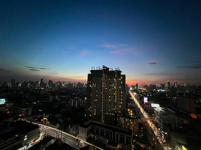 The Capital Ekamai-Thonglor, Bangkok, 2898 New Petchaburi Rd, Bang Kapi, Huai Khwang, Bangkok, 2 Bedrooms, 54 sqm, Condo For Rent, by Hathaichanok Saenset, 500490560 - DDproperty.com