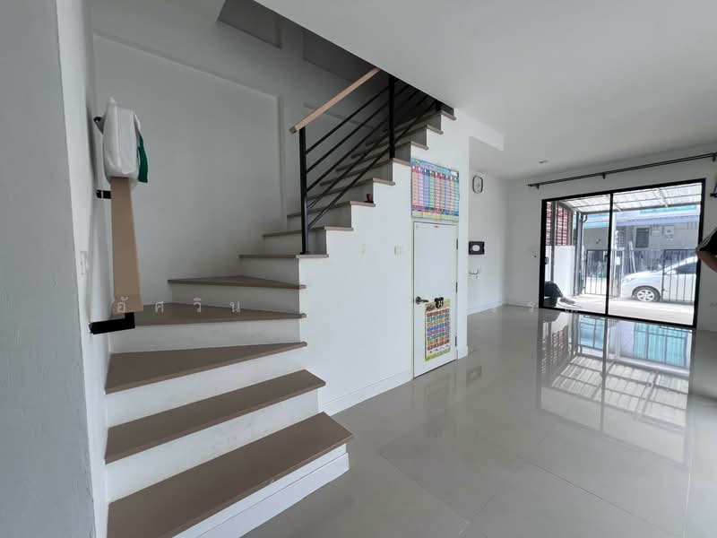 SENA Viva Phetkasem-Phutthamonthon Sai 7, Nakhon Pathom, Phutthamonthon Sai 7 Road, Hom Kret, Sam Phran, Nakhon Pathom, 2 Bedrooms, 92 sqm, Townhouse For Sale, by อัศวิน สายสุวรรณ, 500490625 - DDproperty.com