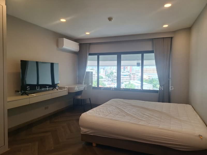 Le Raffine Sukhumvit 24, Bangkok, Soi Sukhumvit 24, Khong Tan, Khlong Toei, Bangkok, 4 Bedrooms, 371 sqm, Condo For Rent, by Sutapat Pariwong, 500490640 - DDproperty.com