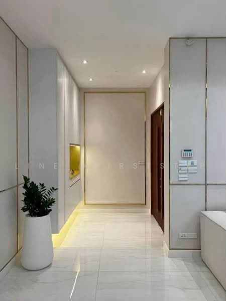 3-Storey House, Soi Inthamara 29 Yaek 1 Sutthisan, With swimming pool, Ready to move in, Bangkok, Samsen Nai, Phaya Thai, Bangkok, 7 Bedrooms, 6,625 sqm, Single Detached House For Rent, by LINE @firststep, 500490651 - DDproperty.com